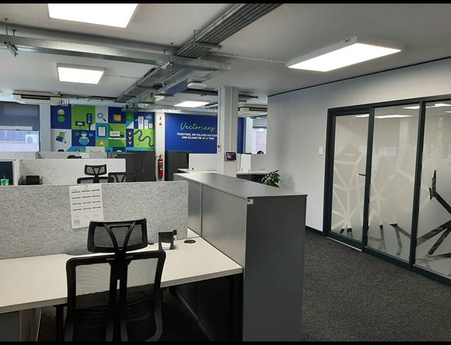 685M² OFFICE TO LET IN WESTVILLE